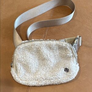 lululemon athletica Sherpa Crossbody Bag
